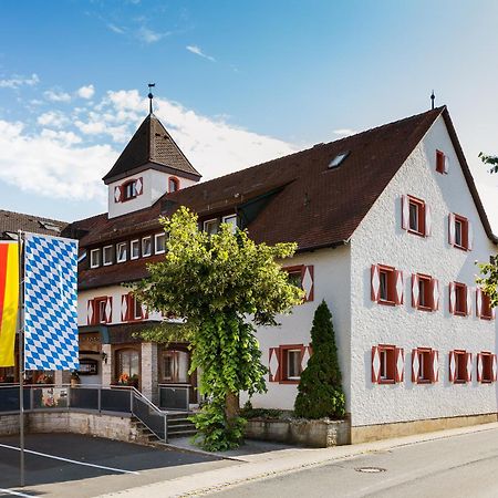 Wirtshaus & Hotel Goldener Greif Edelsfeld Exteriér fotografie